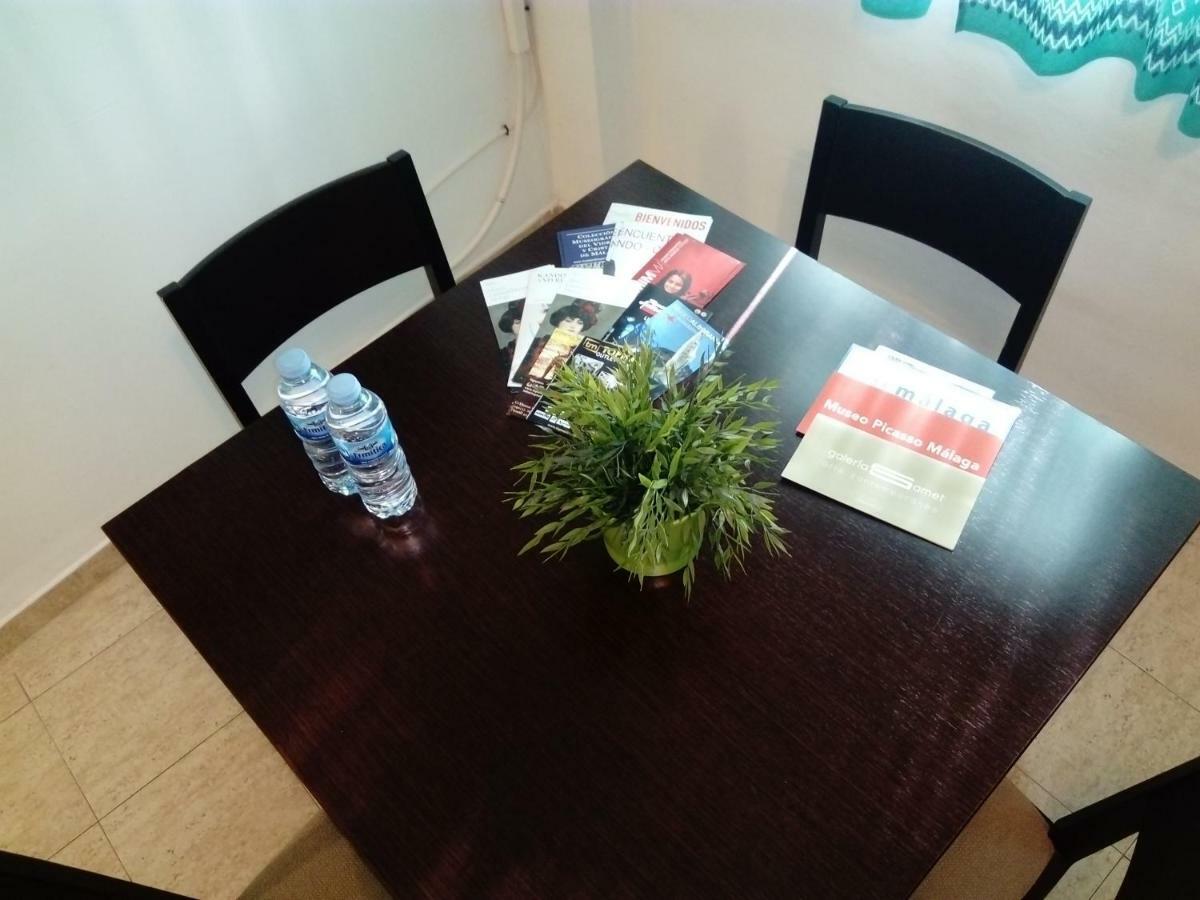 Apartamento Dos Aceras Màlaga Exteriér fotografie